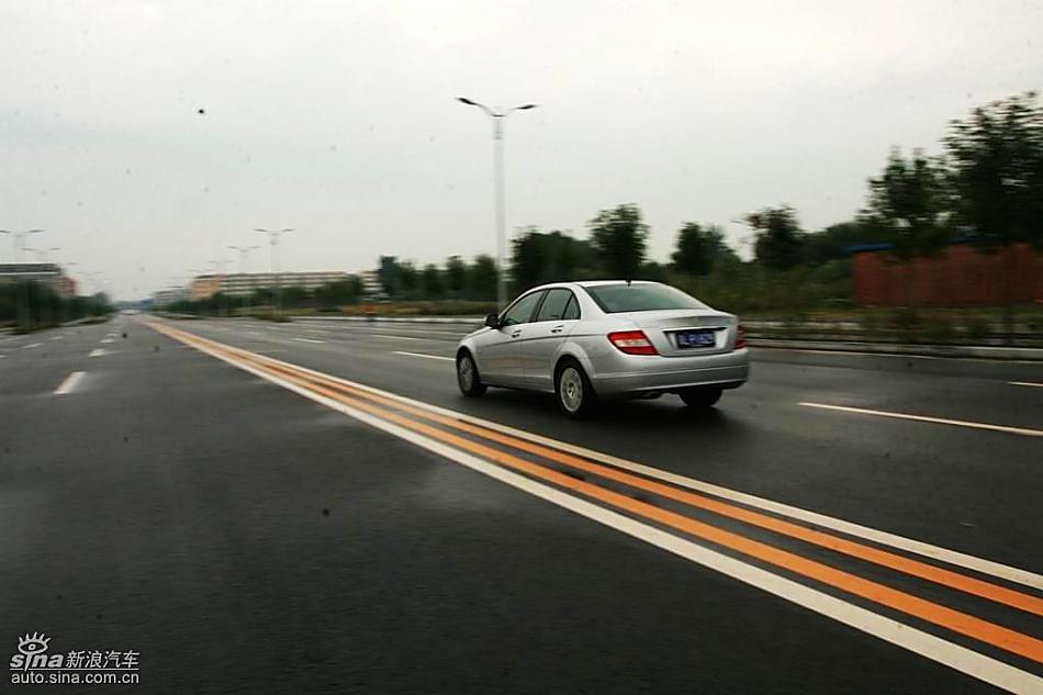 奔驰C200K试驾实拍