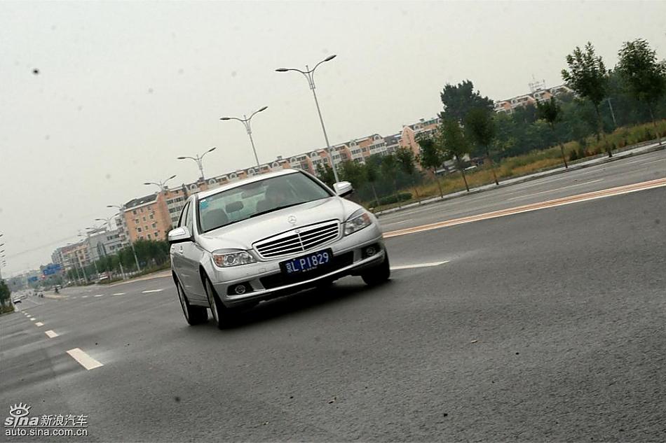 奔驰C200K试驾实拍