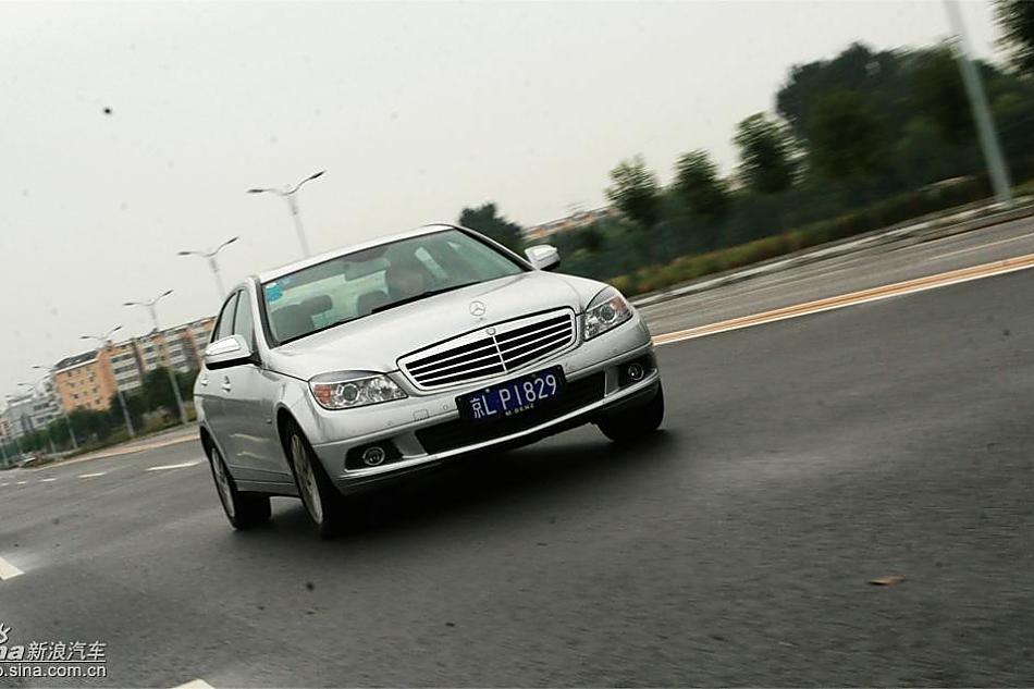 奔驰C200K试驾实拍