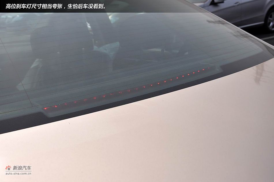 广州试驾奔驰新一代C级轿车