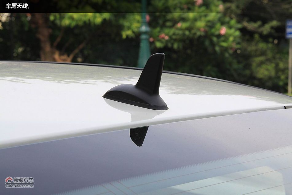 广州试驾奔驰新一代C级轿车