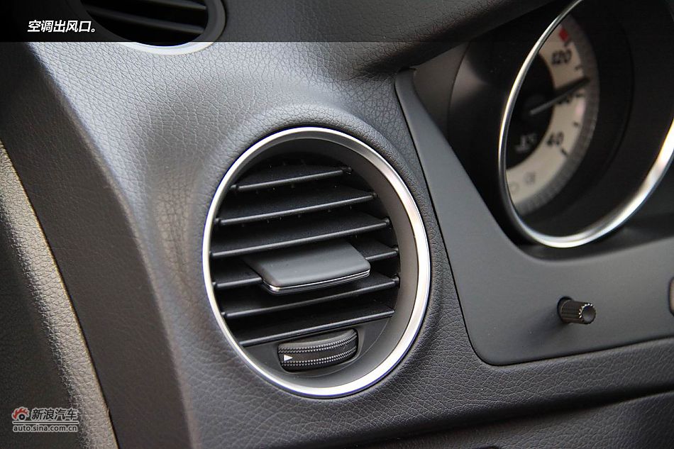 广州试驾奔驰新一代C级轿车