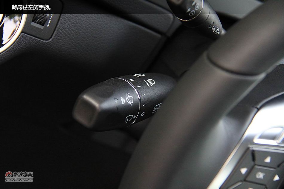 广州试驾奔驰新一代C级轿车