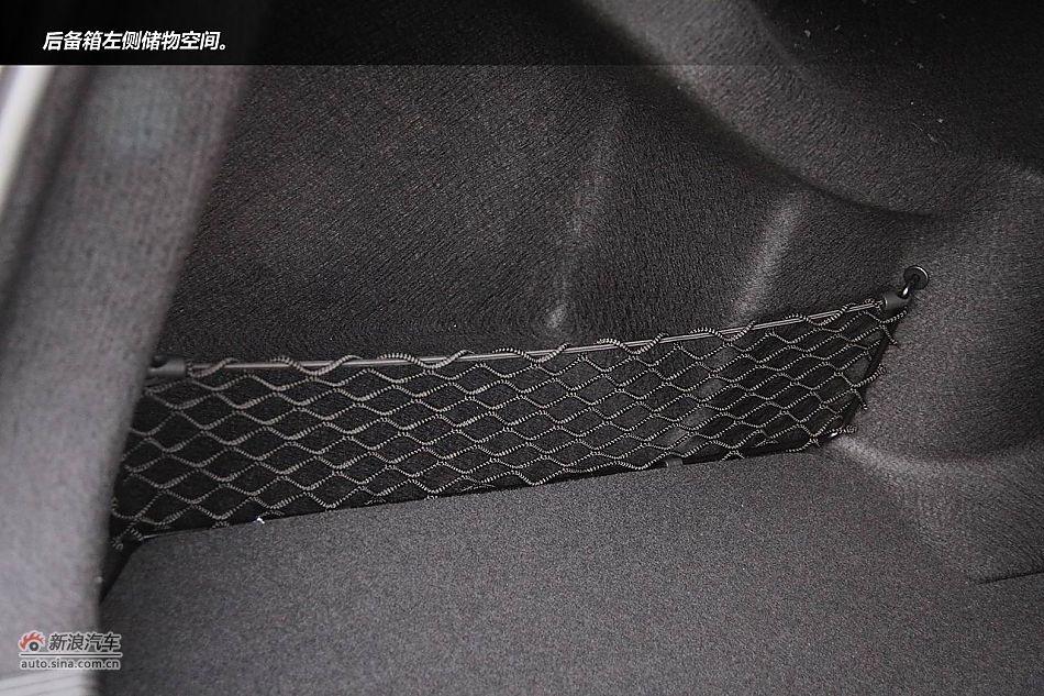 广州试驾奔驰新一代C级轿车