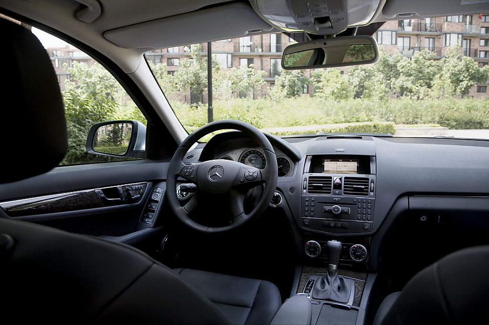 北京奔驰C级轿车内饰