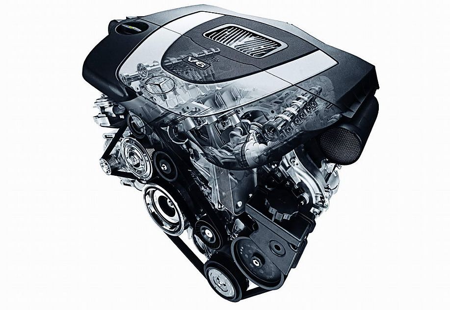 北京奔驰C级轿车发动机