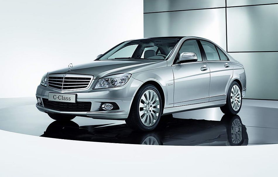 北京奔驰C200K标准型外观