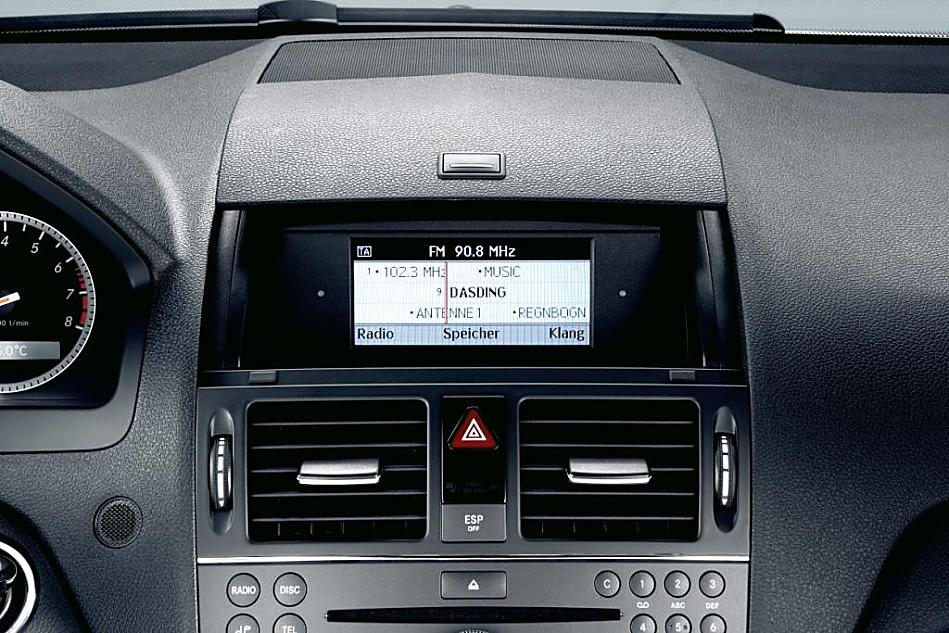 国产奔驰C级内饰