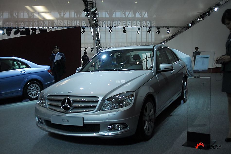 奔驰C级