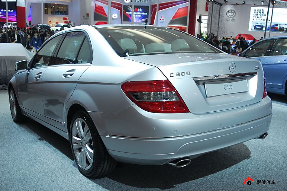 奔驰C级
