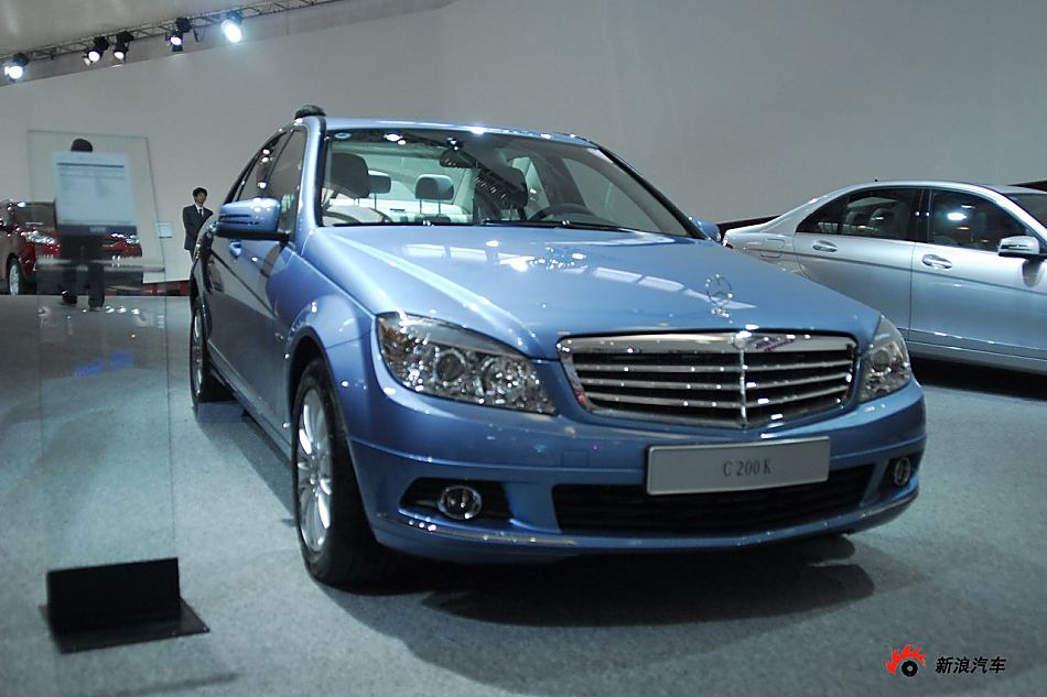 奔驰C级