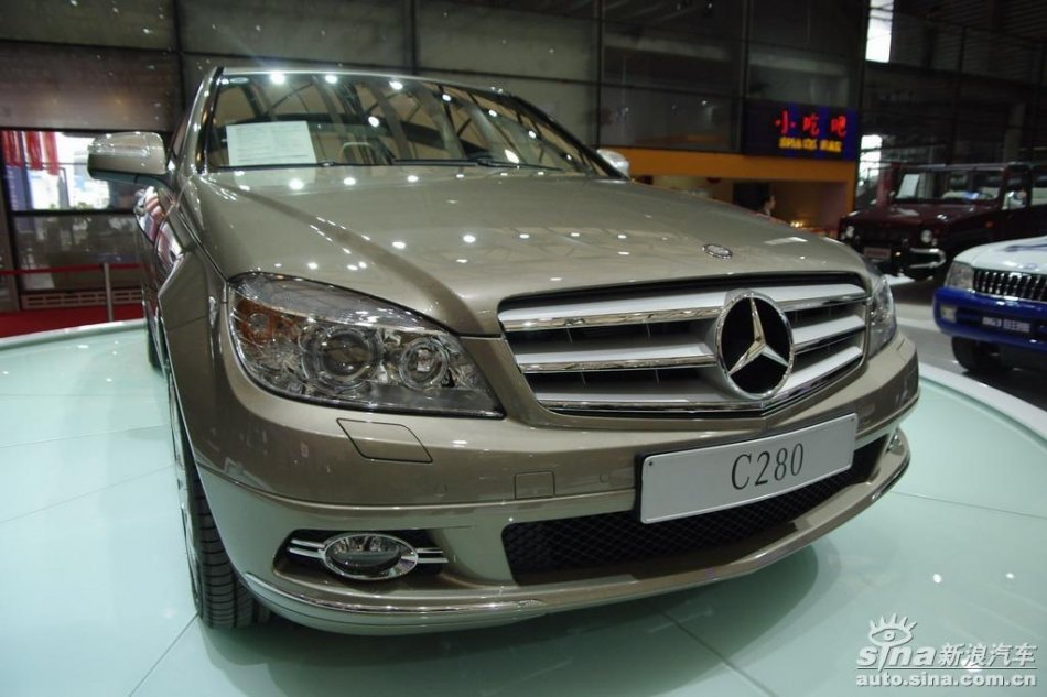奔驰C级