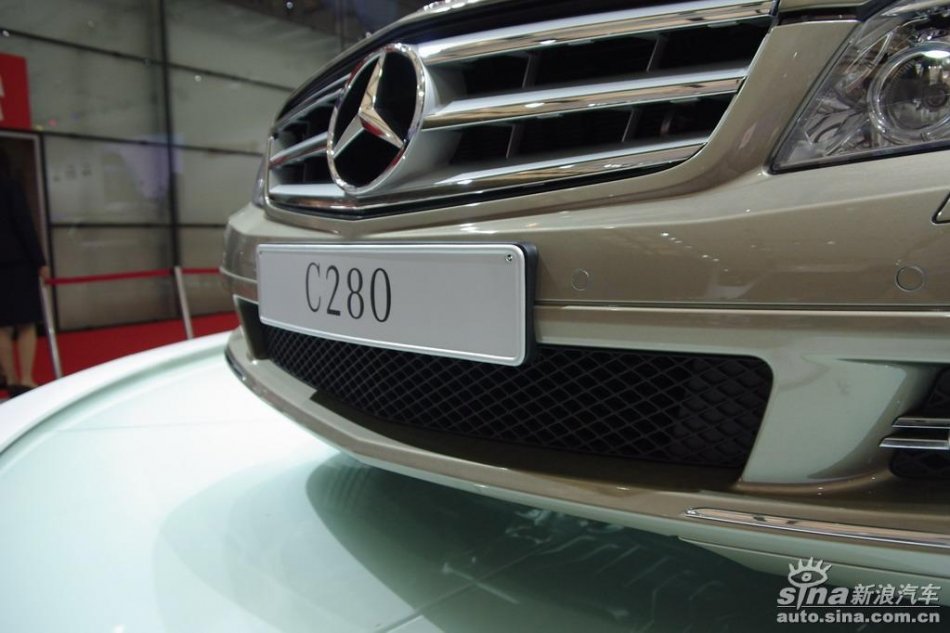 奔驰C级