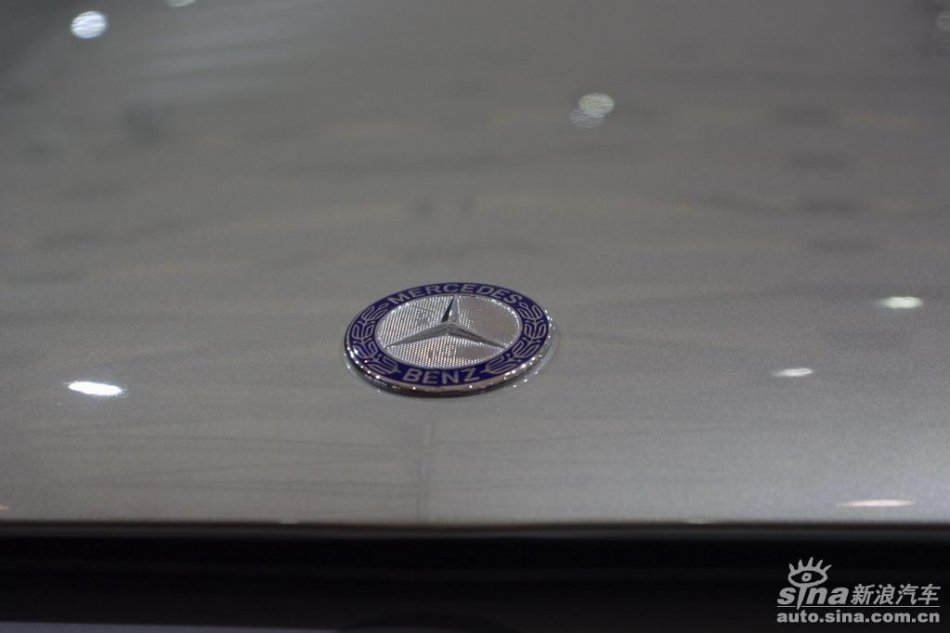 奔驰C级