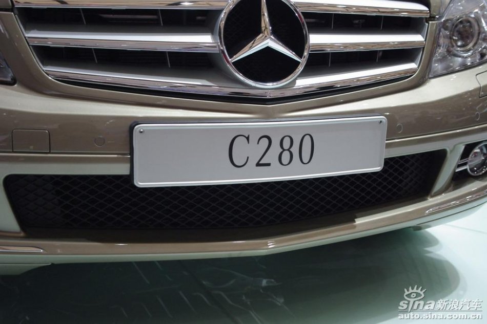 奔驰C级