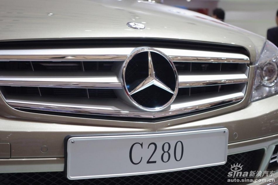 奔驰C级
