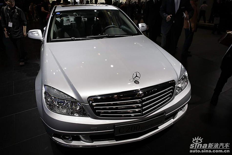 奔驰C级