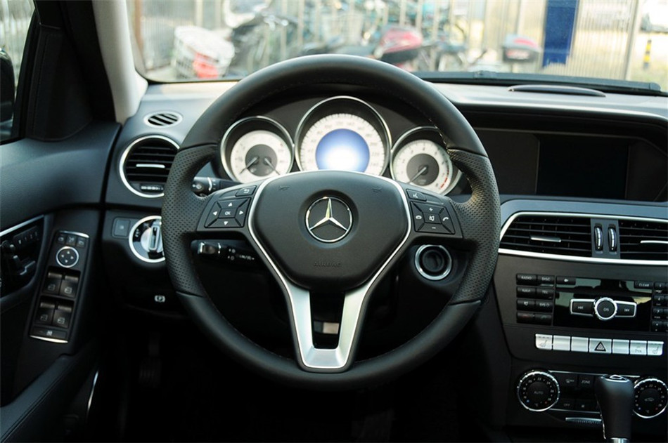 2013款奔驰C260 CGI时尚型