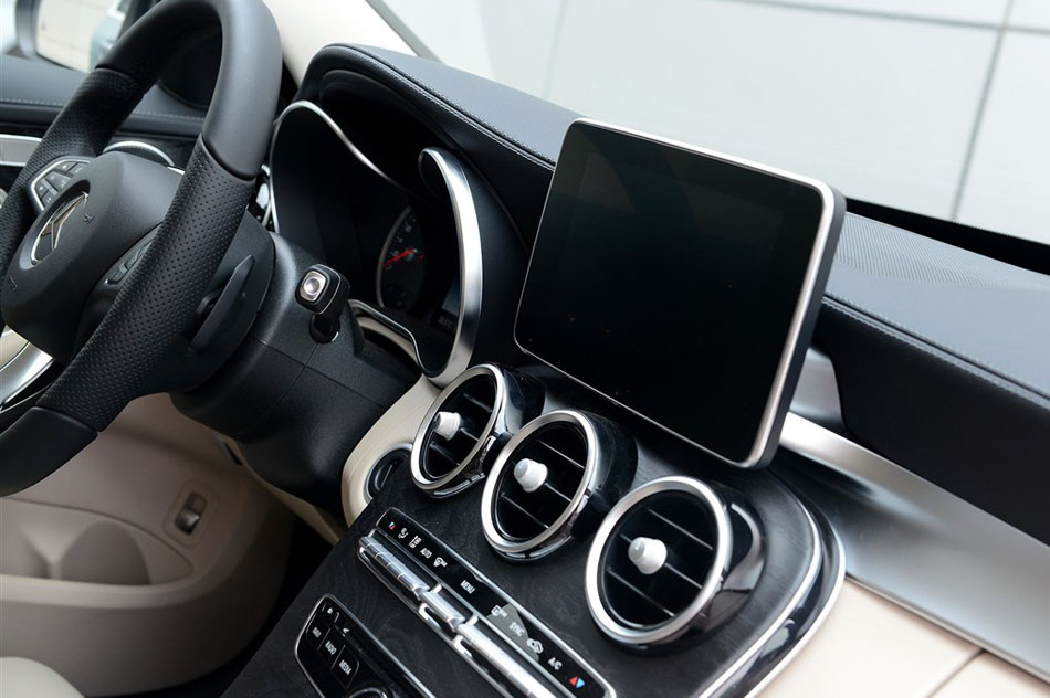 2015款 C 260 L 运动型 内饰