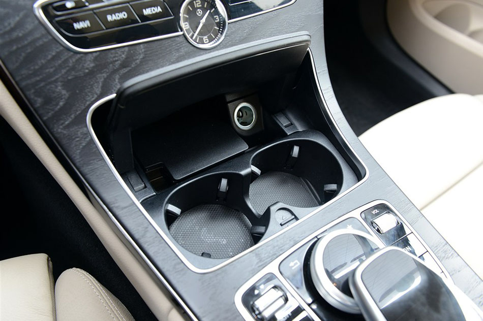 2015款 C 260 L 运动型 内饰