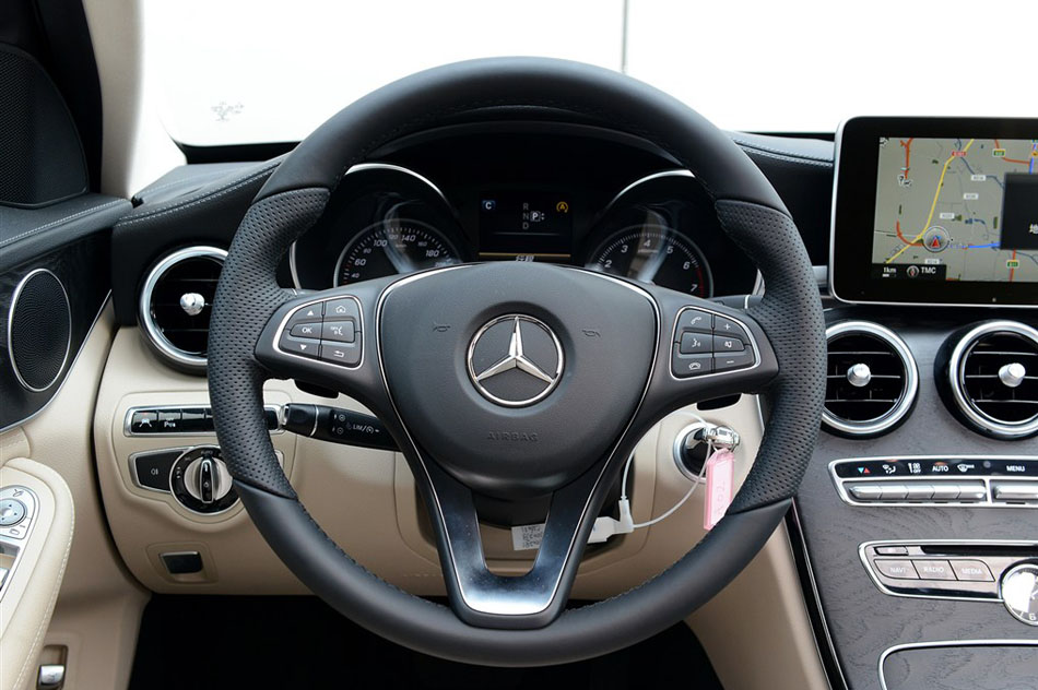 2015款 C 260 L 运动型 内饰