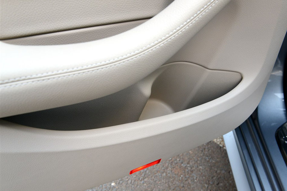 2015款 C 260 L 运动型 座椅空间