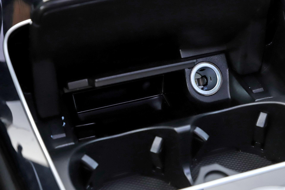 2018款 C 200 成就特别版 内饰