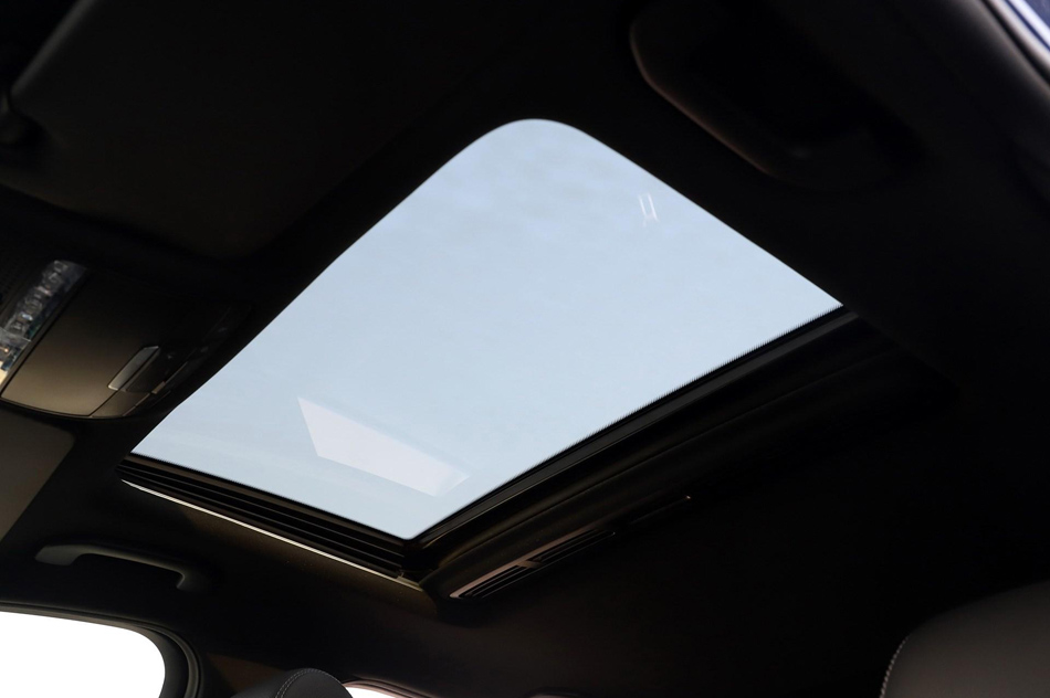 2018款 C 200 成就特别版 座椅空间