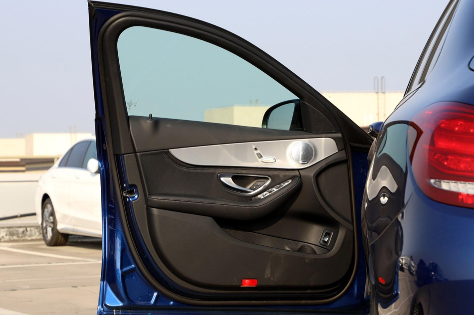 2018款 C 200 成就特别版 座椅空间