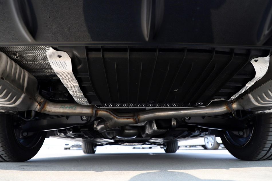 2018款 C 200 成就特别版 引擎底盘