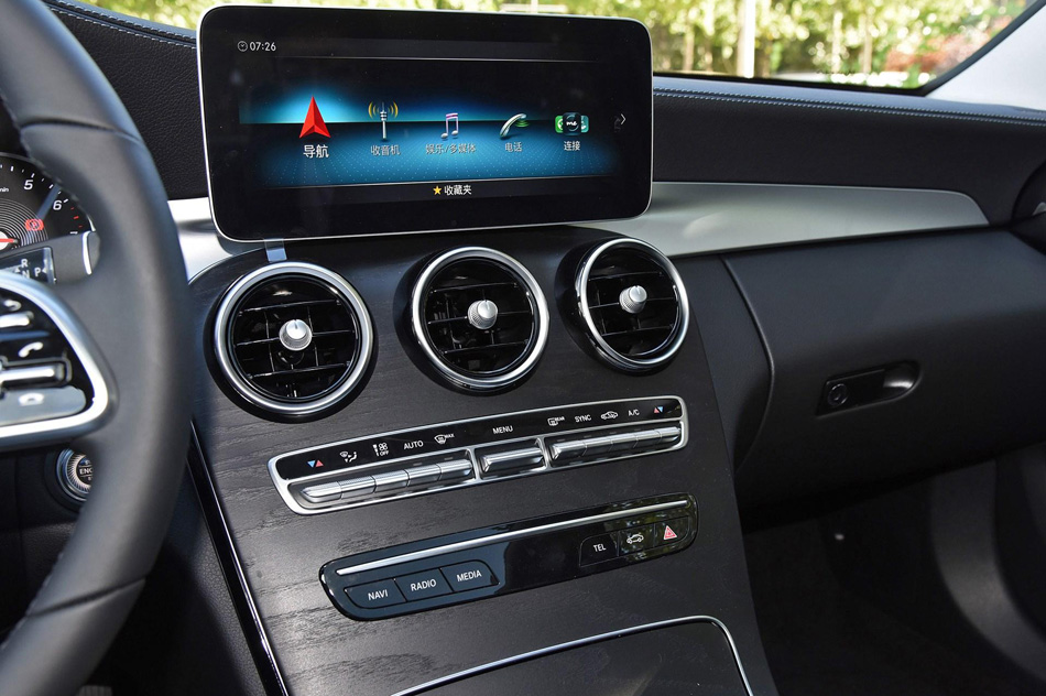 2019款 C 260 L 运动版 内饰