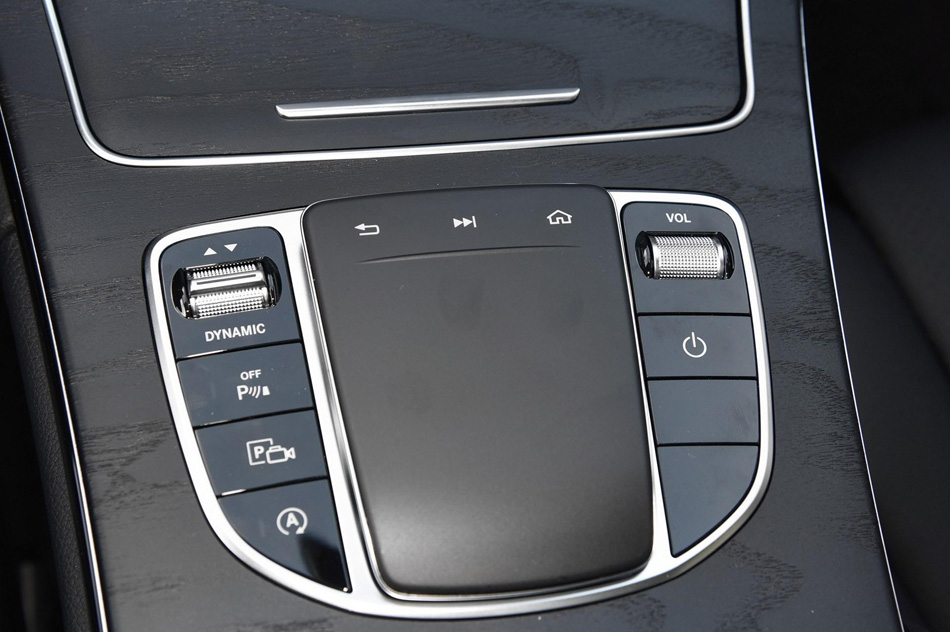 2019款 C 260 L 运动版 内饰