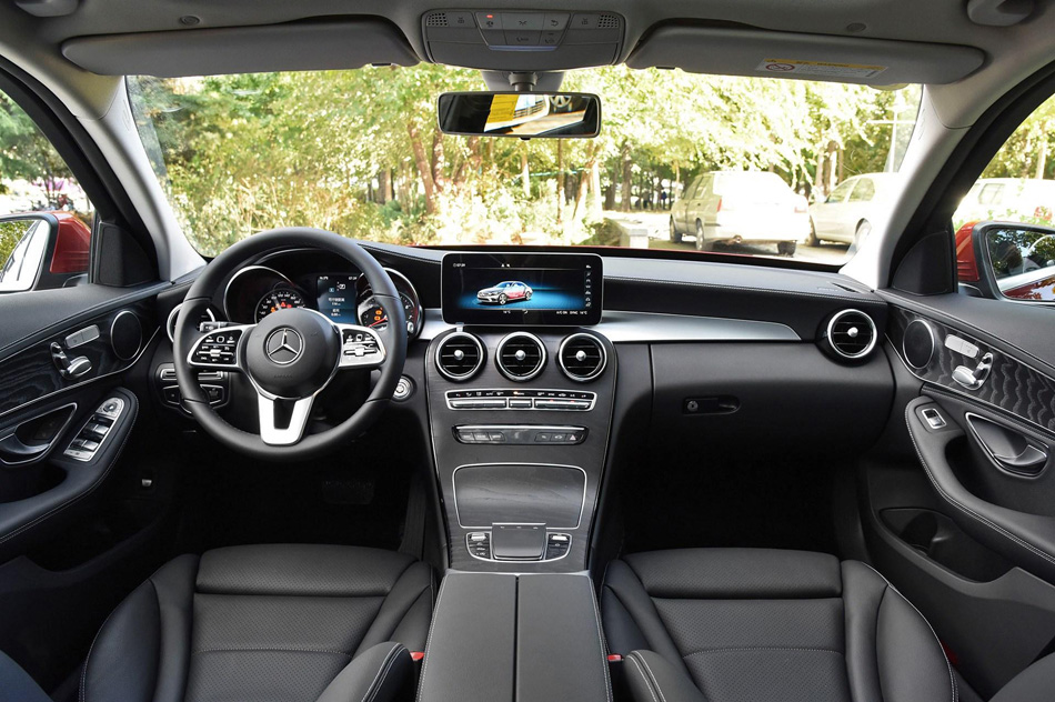 2019款 C 260 L 运动版 内饰