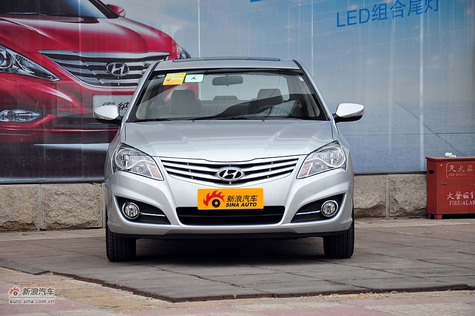 2011款悦动高清到店实拍