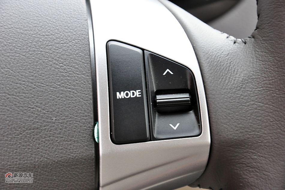 2011款悦动高清到店实拍