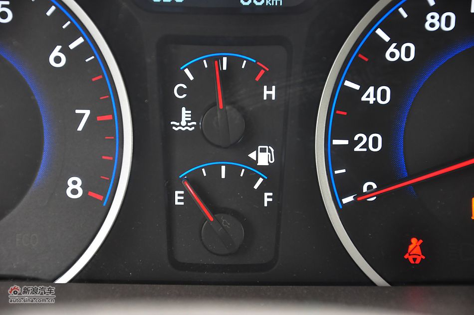 2011款悦动高清到店实拍