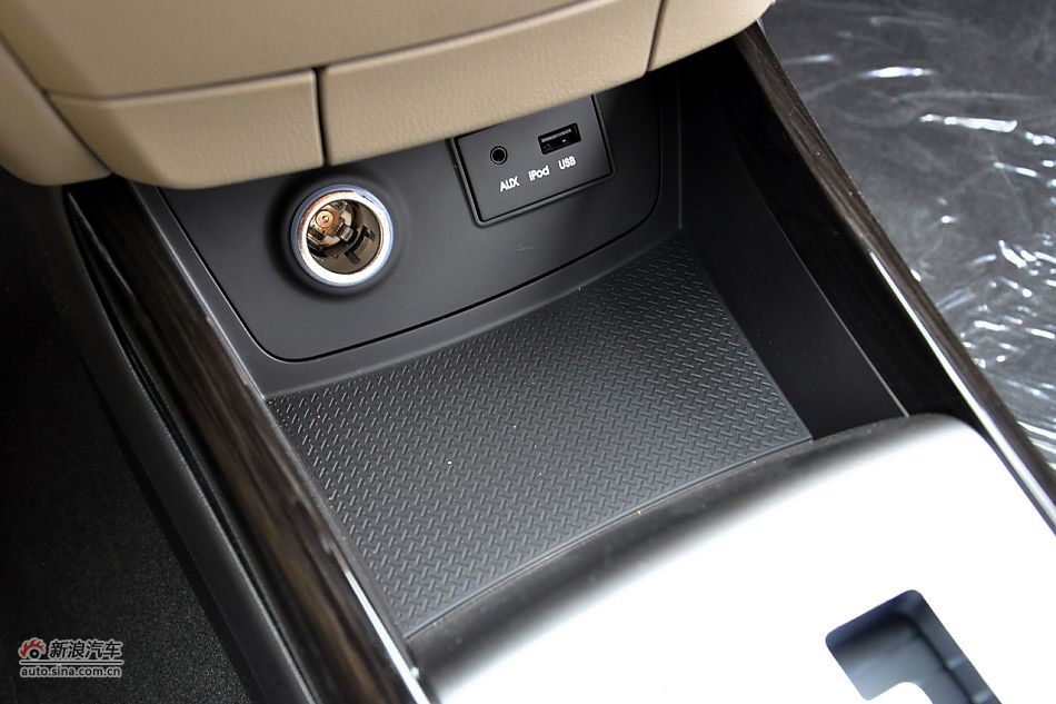 2011款悦动高清到店实拍