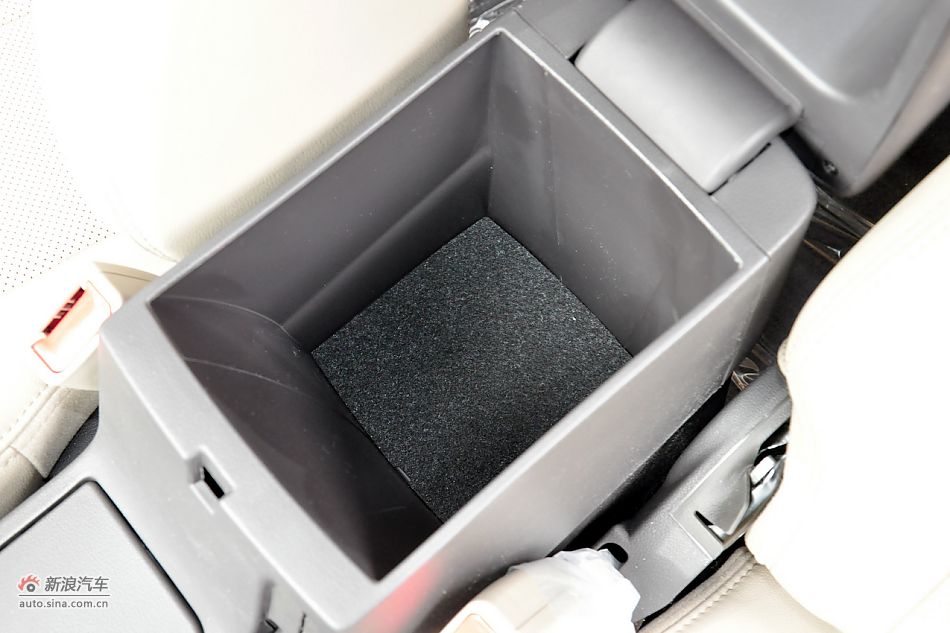 2011款悦动高清到店实拍