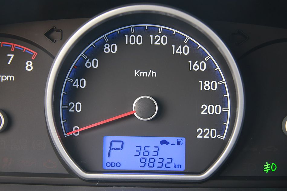 伊兰特悦动试车实拍图内饰