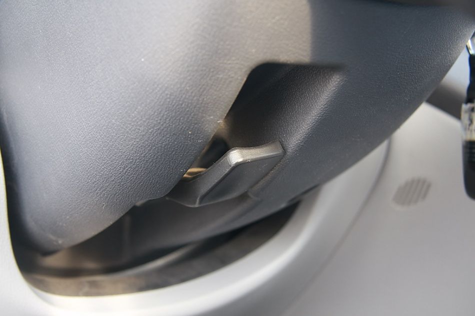 伊兰特悦动实拍图细节与其他