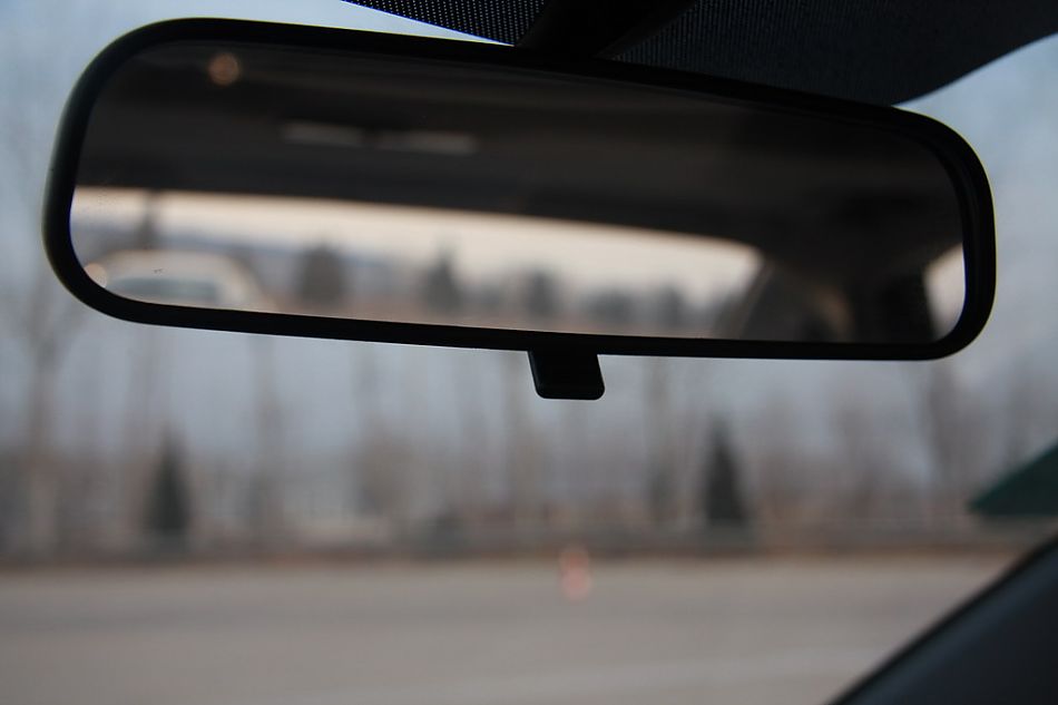 伊兰特悦动试车实拍图内饰