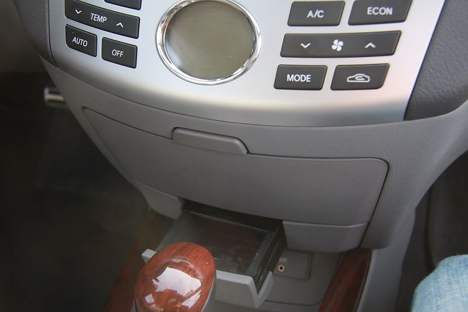 伊兰特悦动试车实拍图内饰