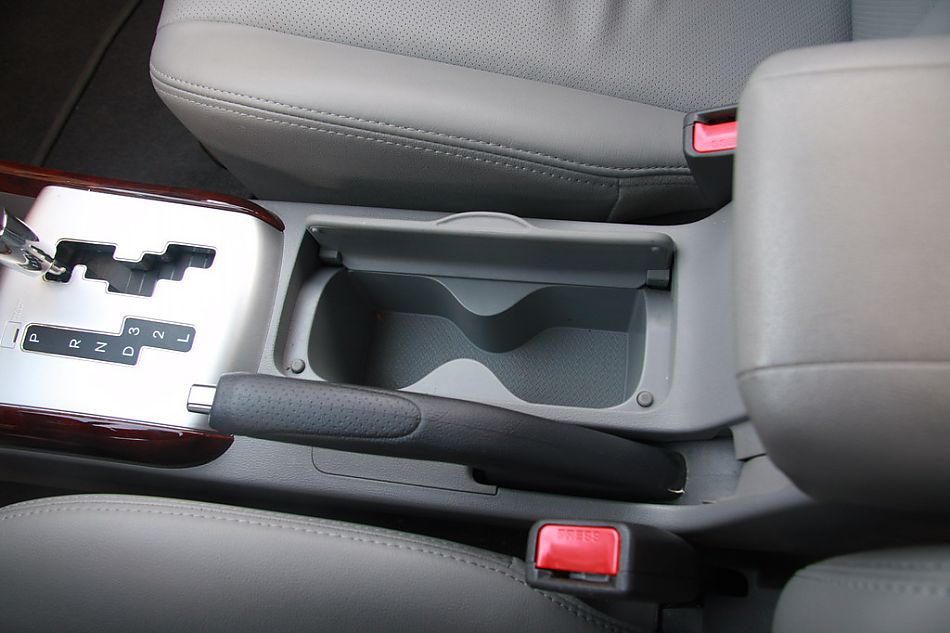 伊兰特悦动试车实拍图内饰