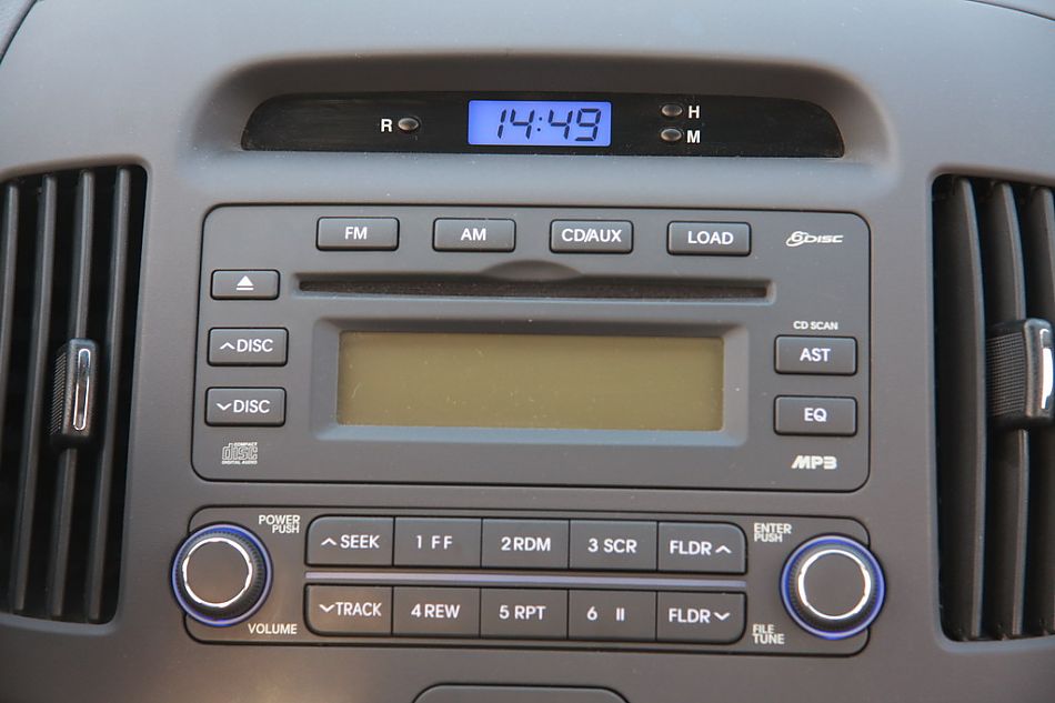 伊兰特悦动试车实拍图内饰