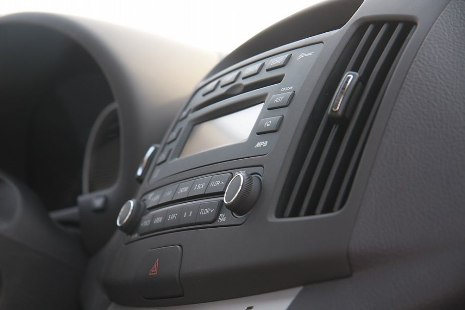 伊兰特悦动试车实拍图内饰