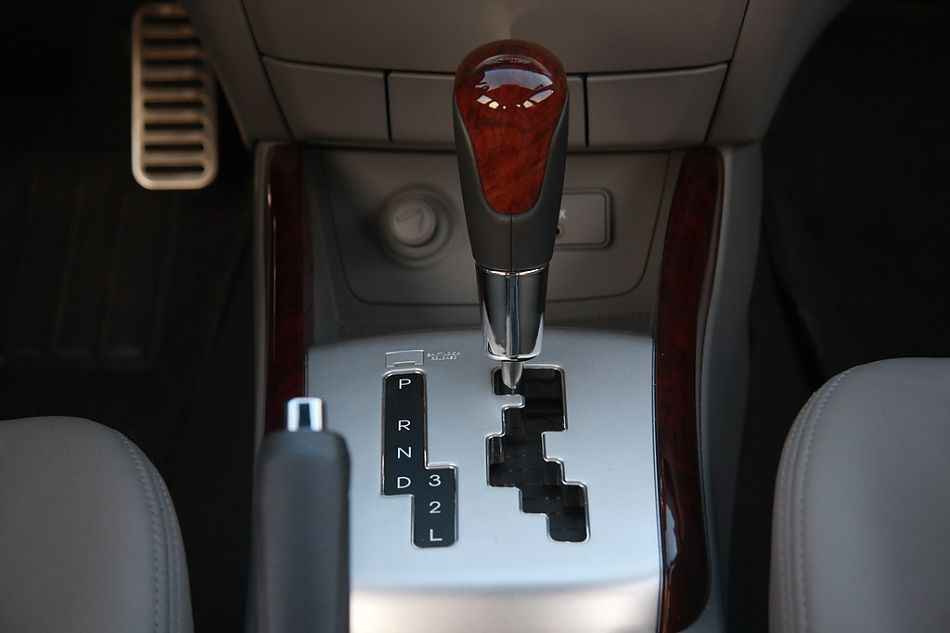 伊兰特悦动试车实拍图内饰