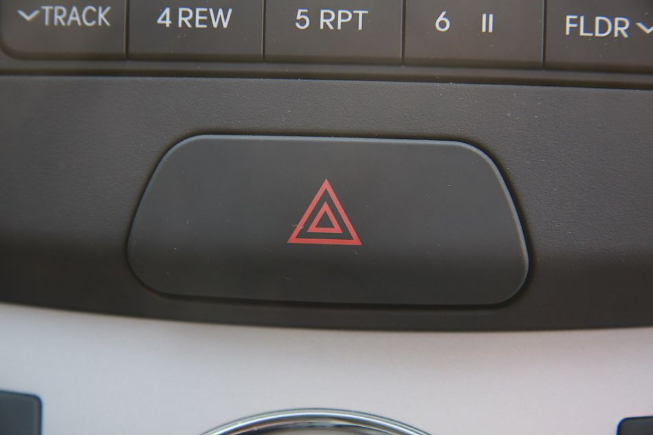 伊兰特悦动试车实拍图内饰