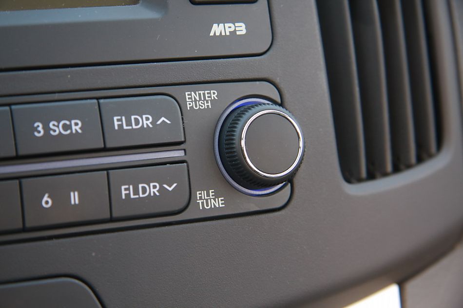 伊兰特悦动试车实拍图内饰