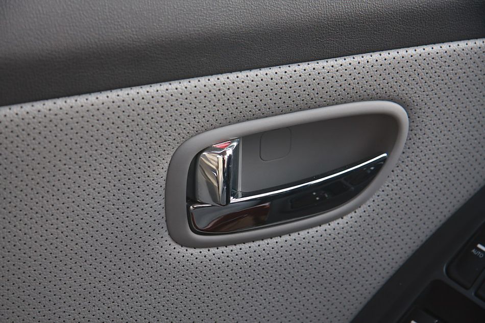 伊兰特悦动试车实拍图内饰