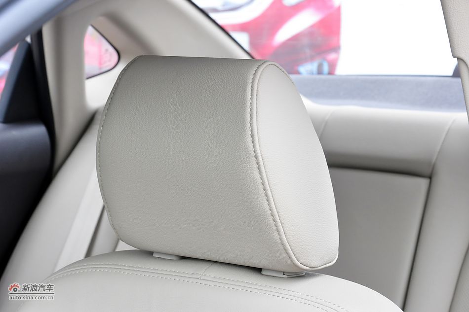 2011款悦动高清到店实拍